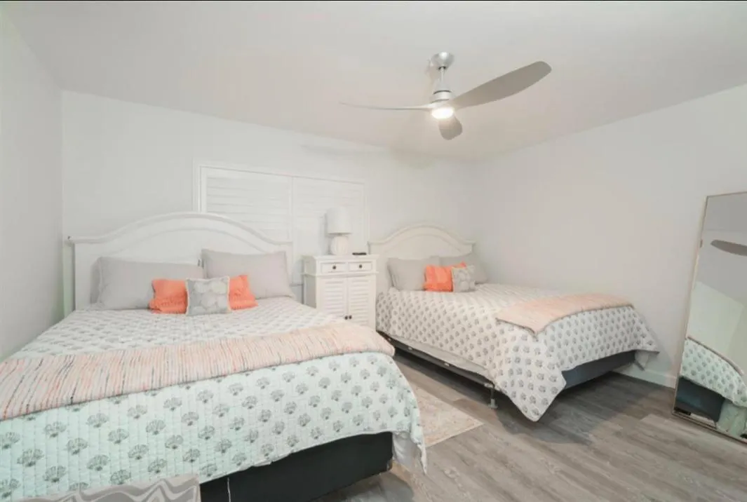 Beach Front Relaxing Get Away On Beautiful Destin Emerald Coast 0*,