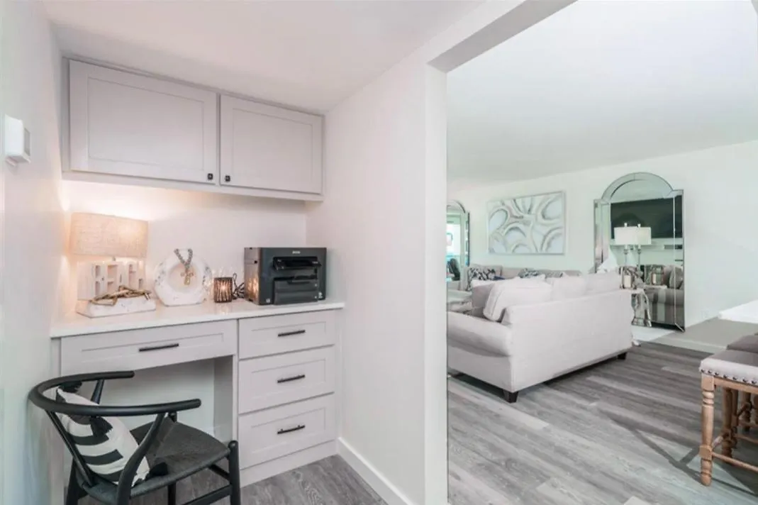 Beach Front Relaxing Get Away On Beautiful Destin Emerald Coast Aparthotel