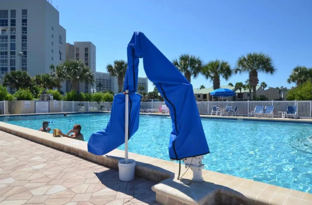 Beach Front Relaxing Get Away On Beautiful Destin Emerald Coast Aparthotel